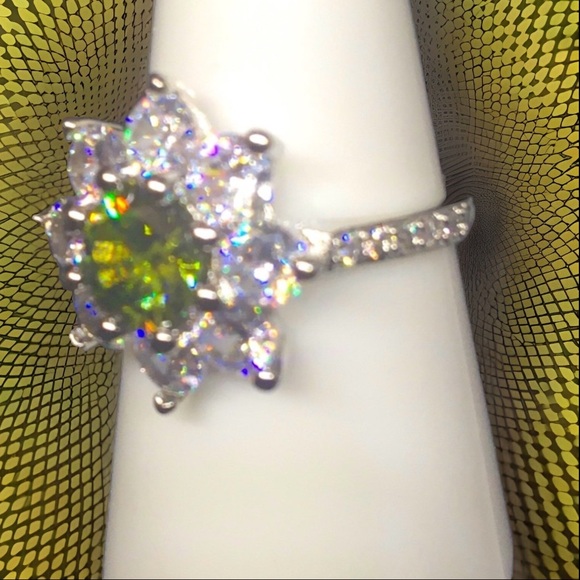 Natural Peridot & Sapphire Floral Sterling Silver Ring - Picture 7 of 12